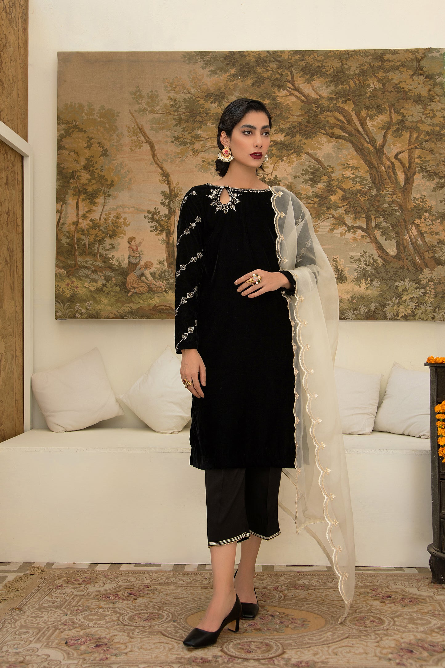 black , velvet, formal , wedding outfit, embroidered. Gazelle by Roma Abbas