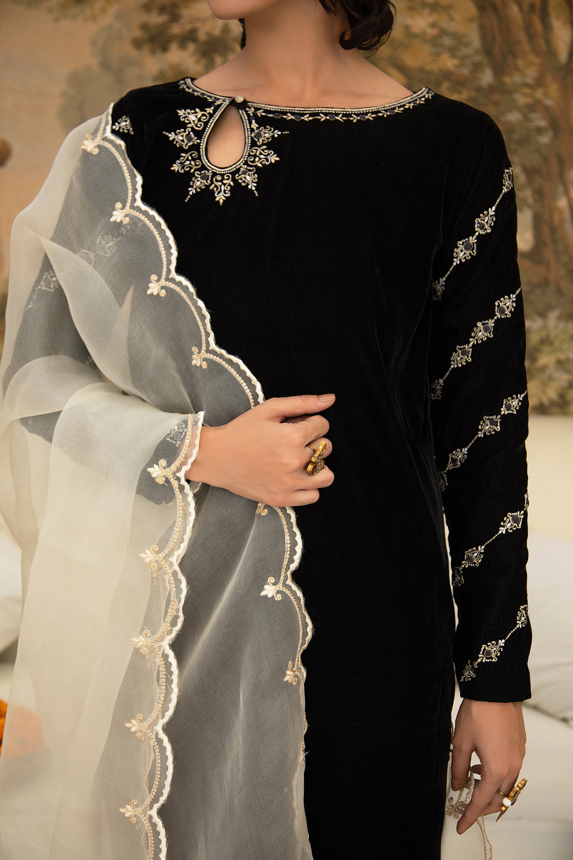 black , velvet, formal , wedding outfit, embroidered. Gazelle by Roma Abbas